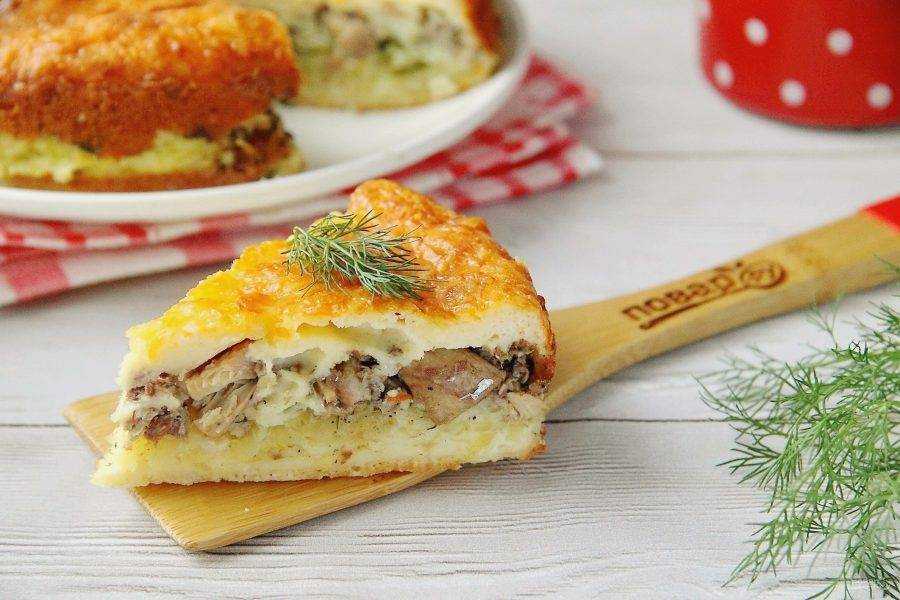 Пирог с сайрой и картошкой: 9 простых рецептов