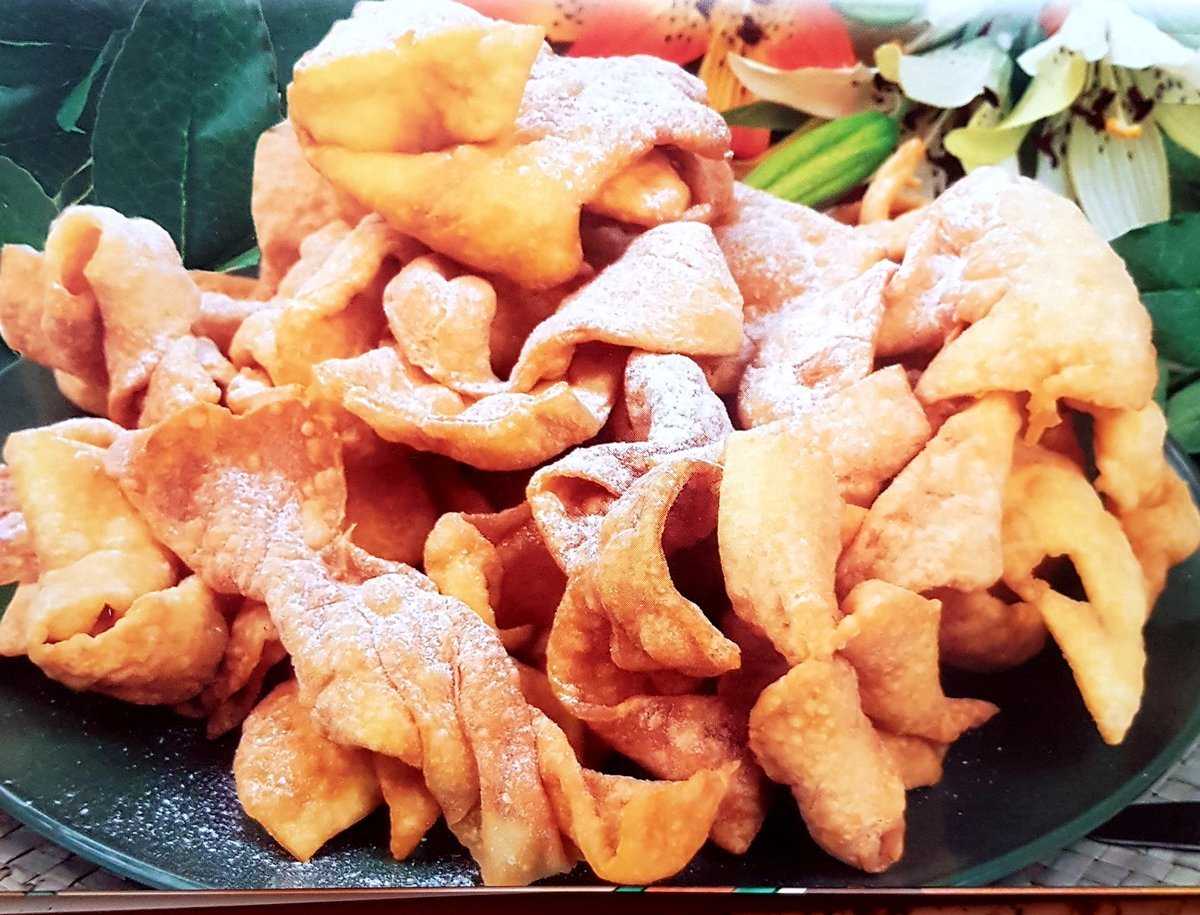 10 самых простых и вкусных рецептов хвороста