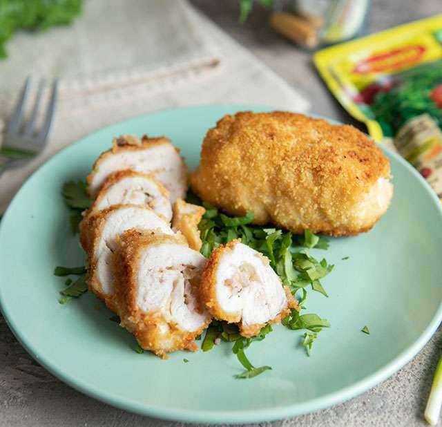 Куриные зразы: вкусные котлеты с разными начинками