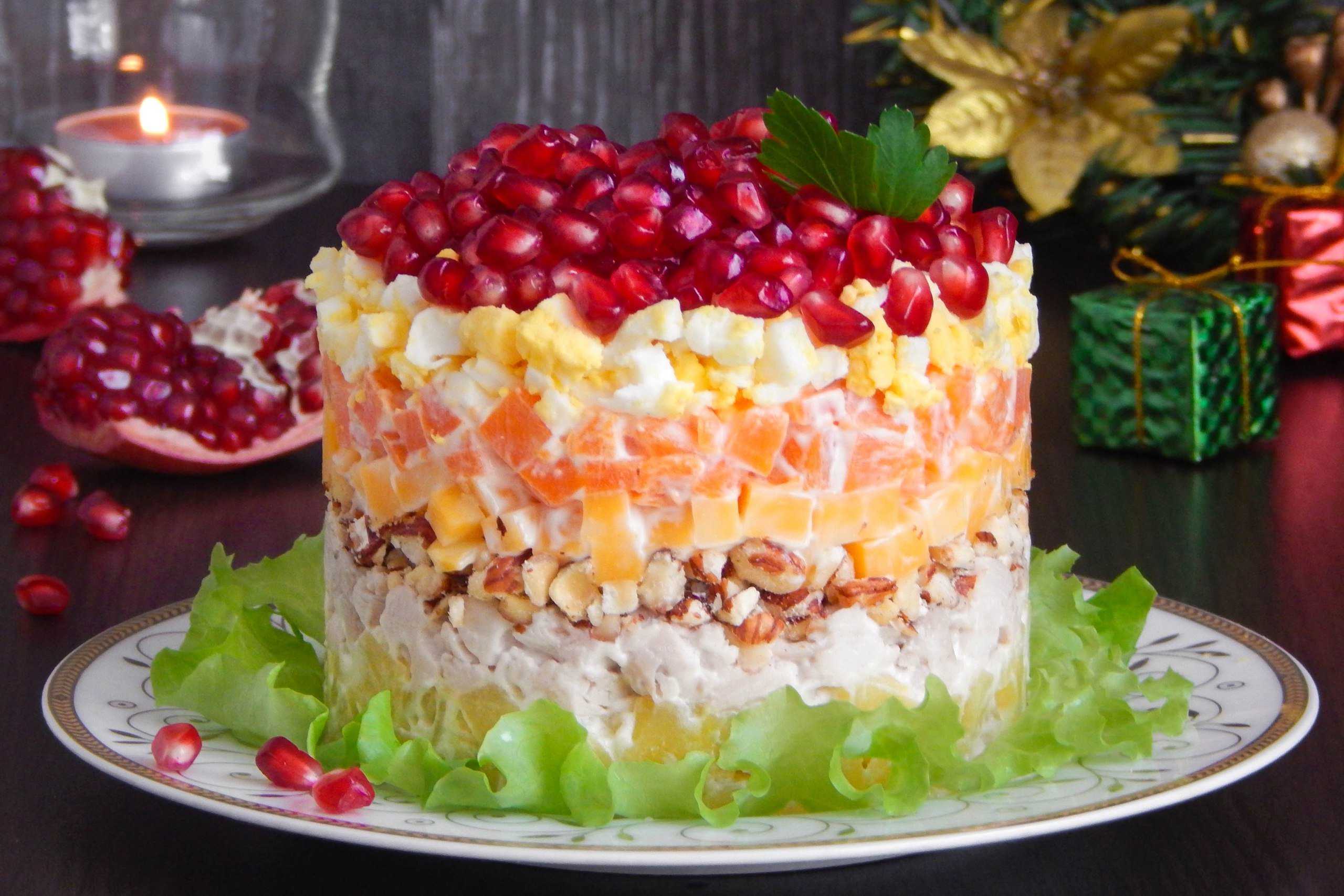 Салат красная шапочка с помидорами и курицей: рецепт с фото пошагово