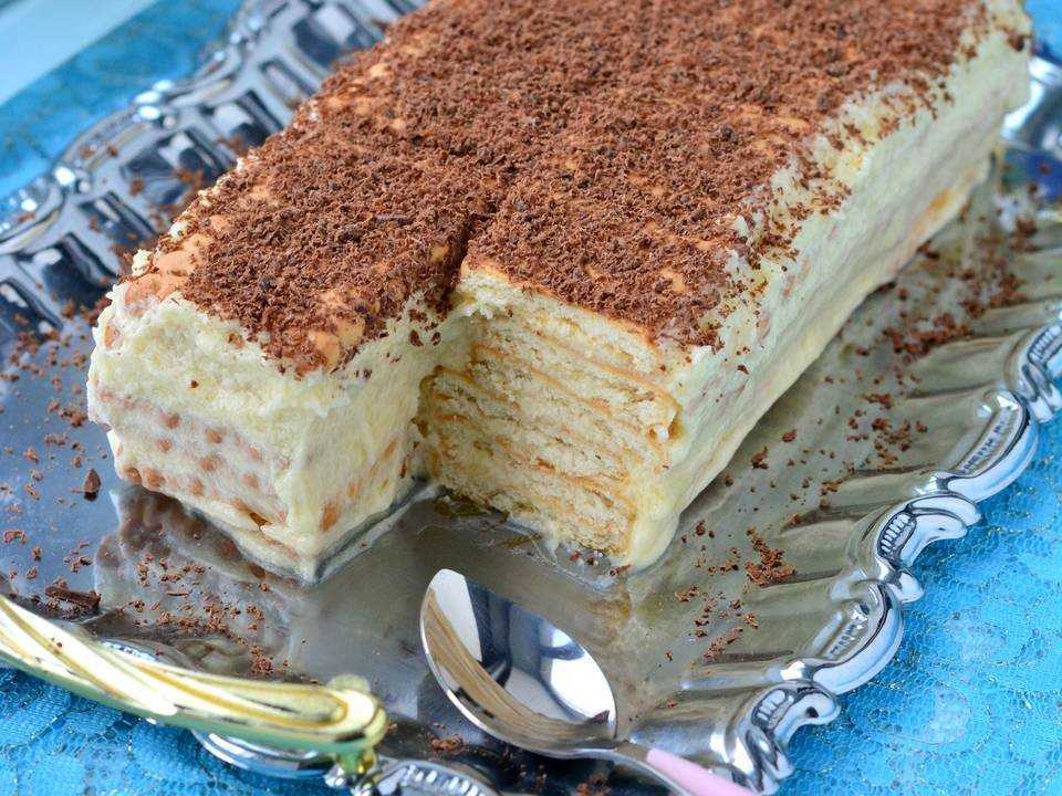 Торт из печенья без выпечки