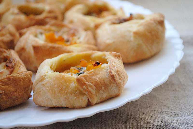 Дрожжевое тесто для пирожков очень вкусное, как пух: 9 рецептов