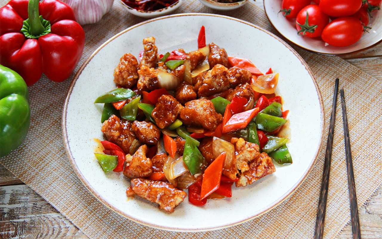 Свинина на сковороде: 9 простых и вкусных рецептов
