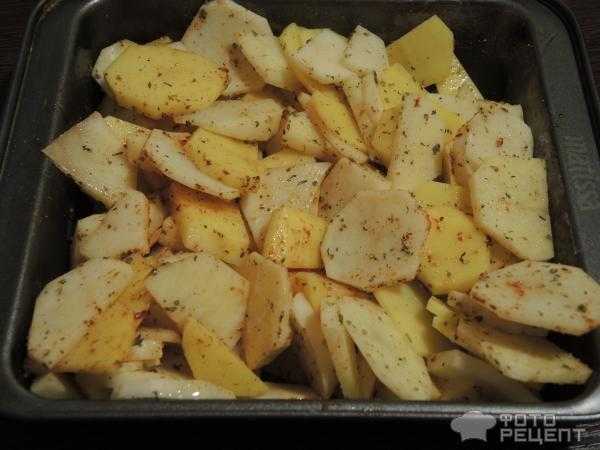 Запеченный картофель с чесноком, целиком, с майонезом, в сливках
