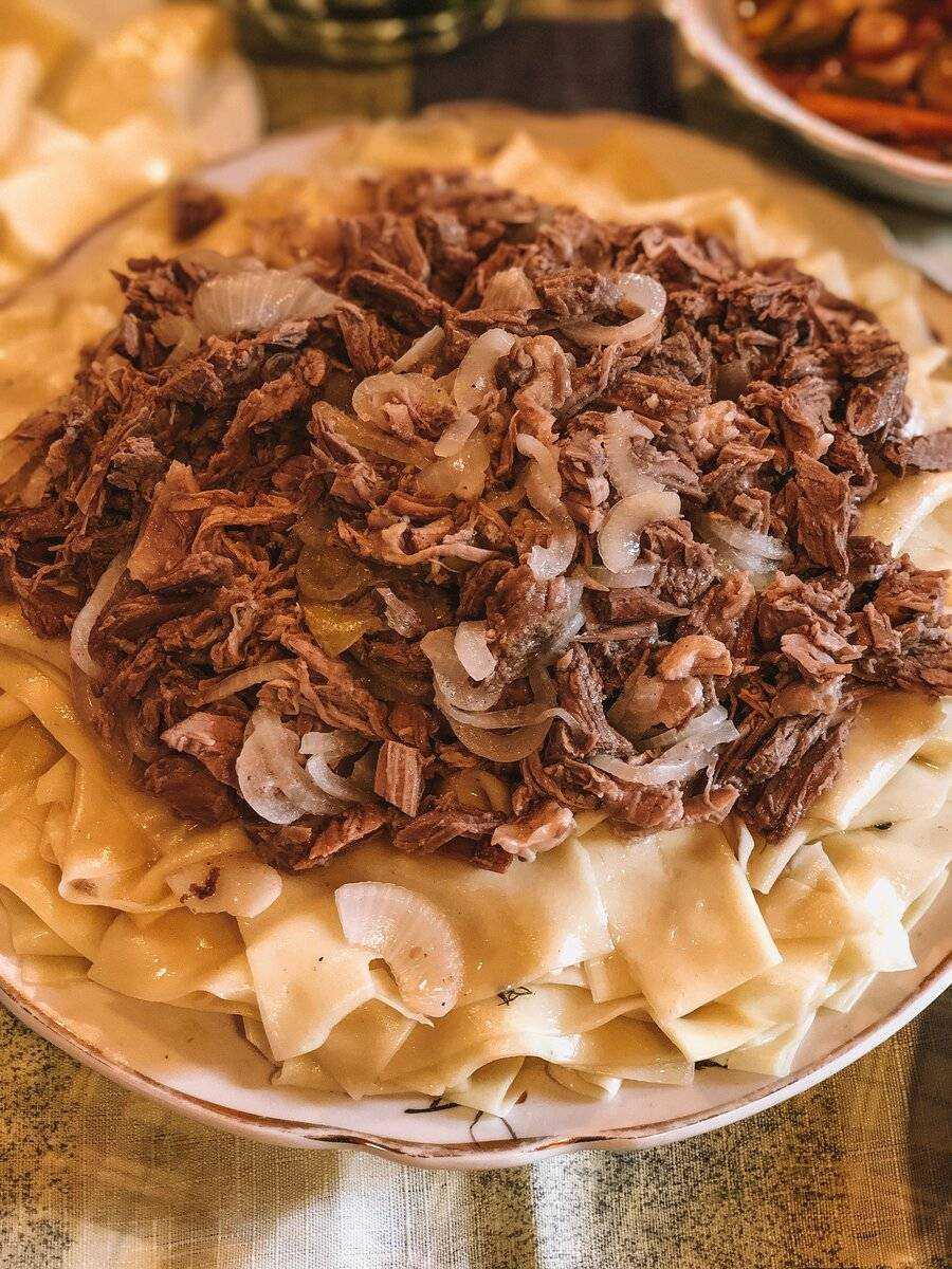 Как приготовить бешбармак из курицы: пошаговый рецепт с фото