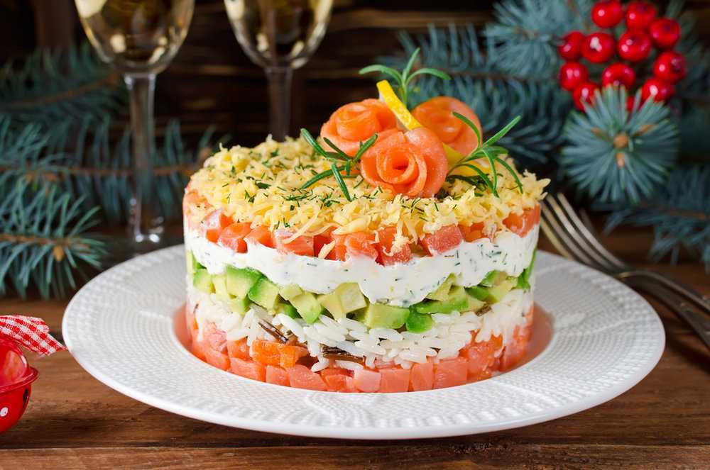 Салаты на новый год 2023, вкусный салат, который первым сметут со стола
