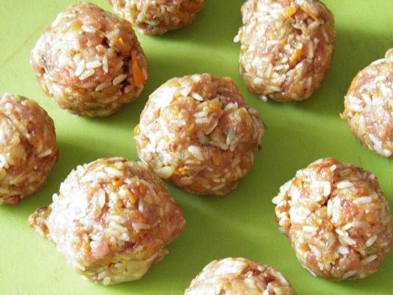Ежики из фарша с рисом в мультиварке