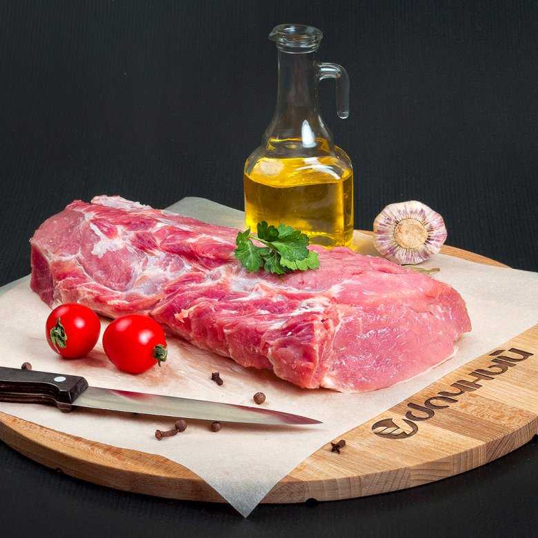 Как приготовить карбонат из свинины в духовке