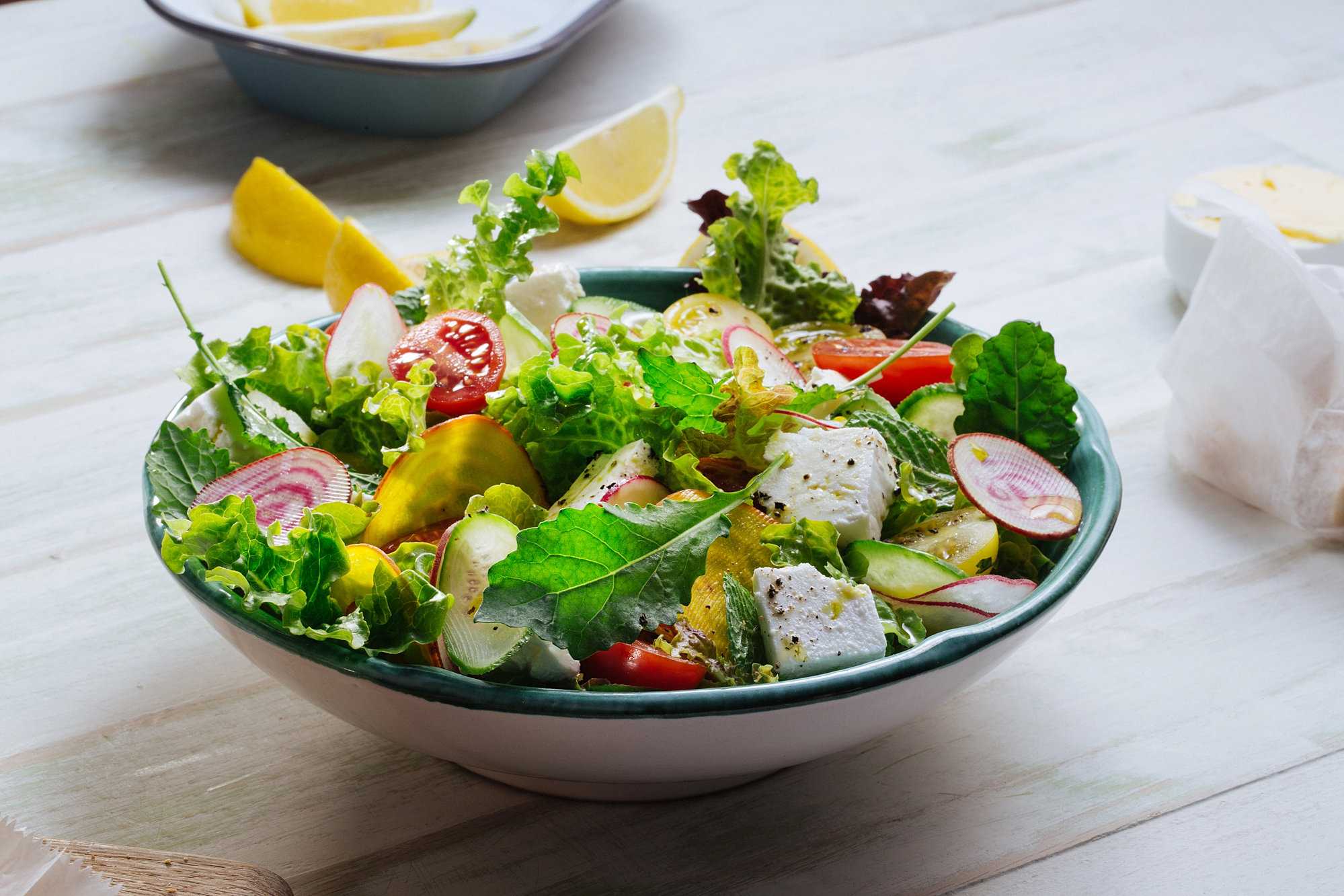 Диетические салаты: рецепты для похудения простые и вкусные, овощные, низкокалорийные, как есть
