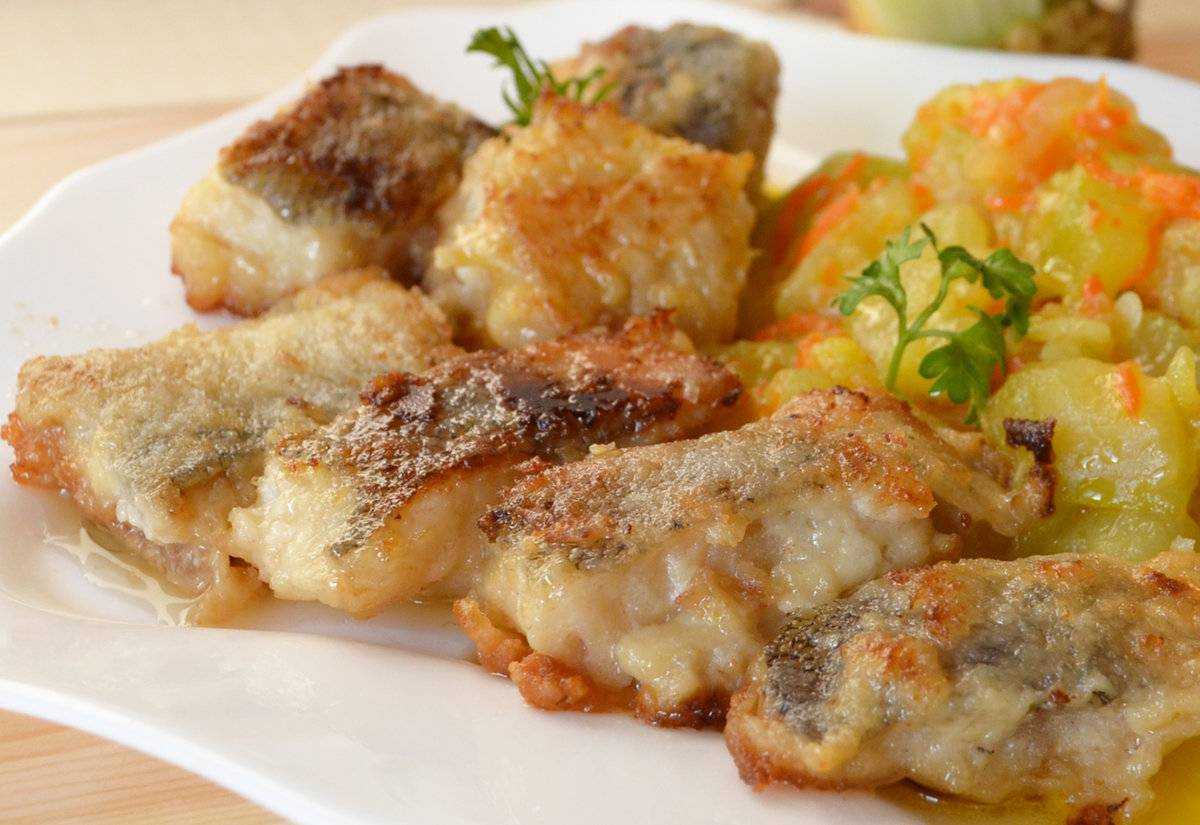 Минтай в духовке — 14 вкусных рецептов запеченной рыбы
