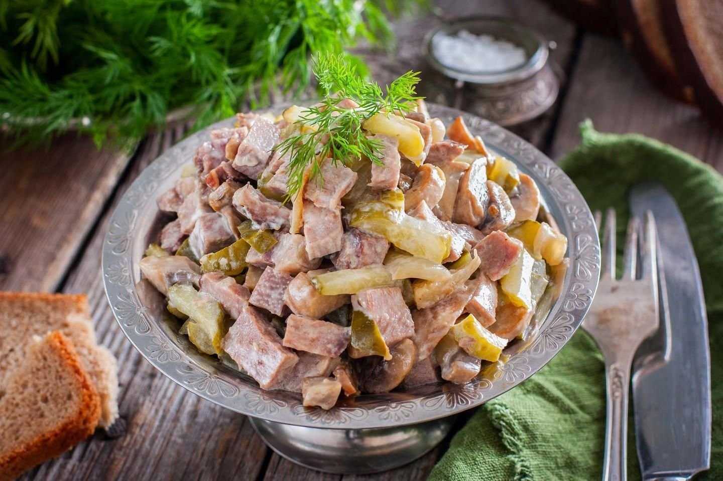Салаты с языком на праздничный стол - простые и очень вкусные рецепты