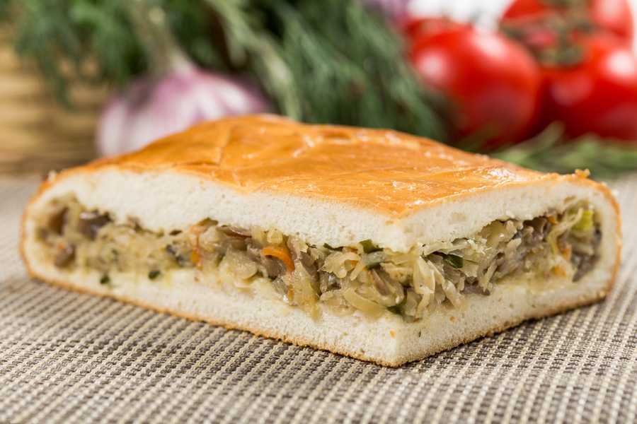 Заливной пирог с капустой на кефире в духовке — быстрые и вкусные рецепты капустного пирога