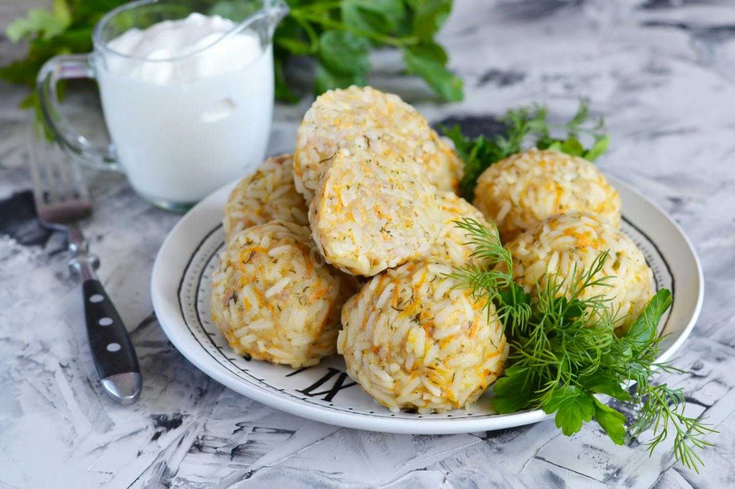 Куриные котлеты на пару в мультиварке редмонд