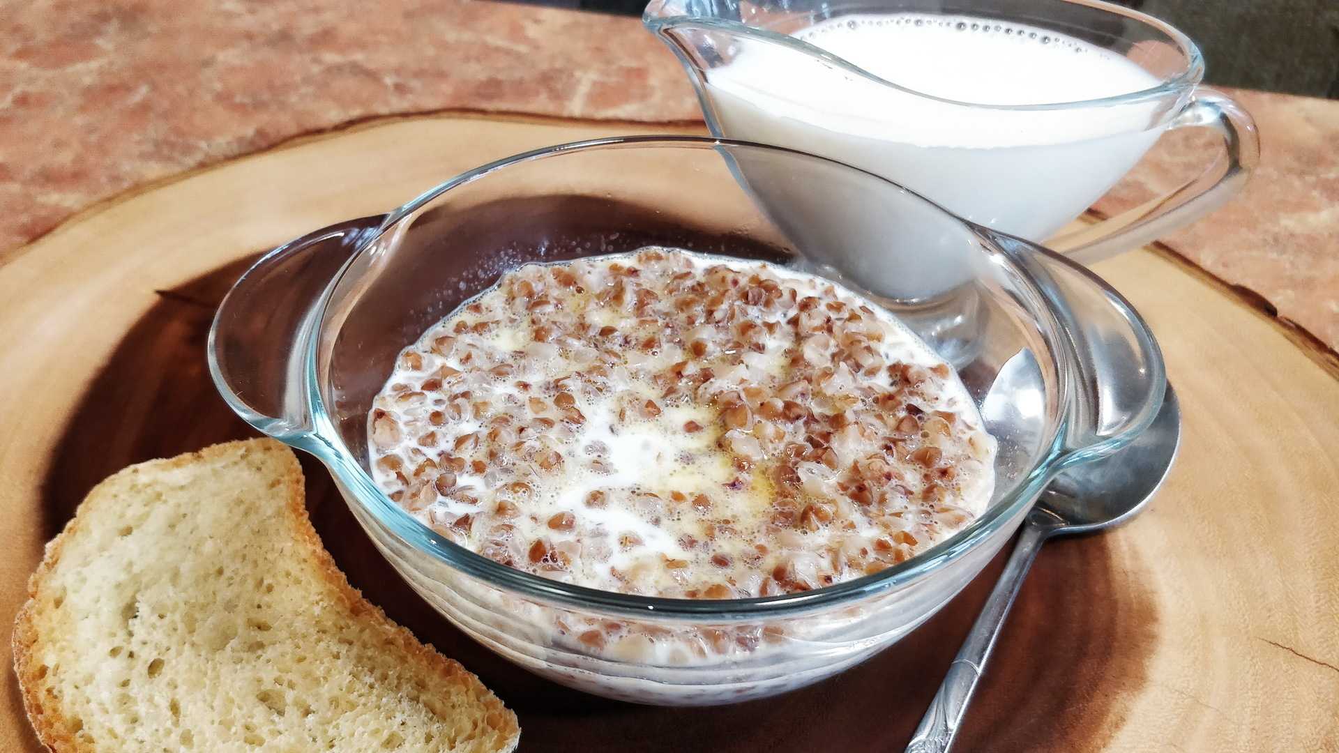 Гречневая каша с молоком - 8 домашних вкусных рецептов
