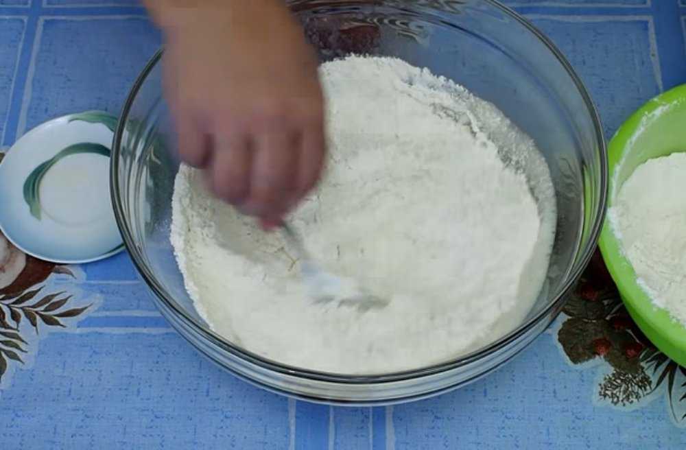 Дрожжевое тесто на воде — 57 домашних вкусных рецептов приготовления