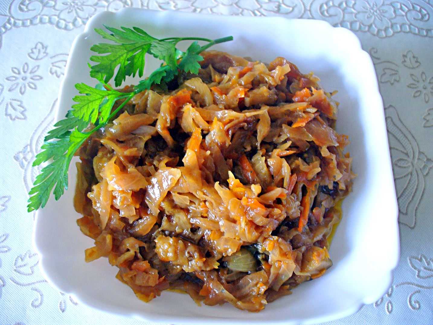 Горячие блюда на праздничный стол - 20 вкусных и недорогих рецептов