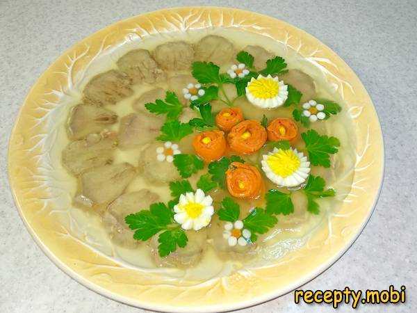 Заливное из говяжьего и свиного языка с желатином, лучшие рецепты