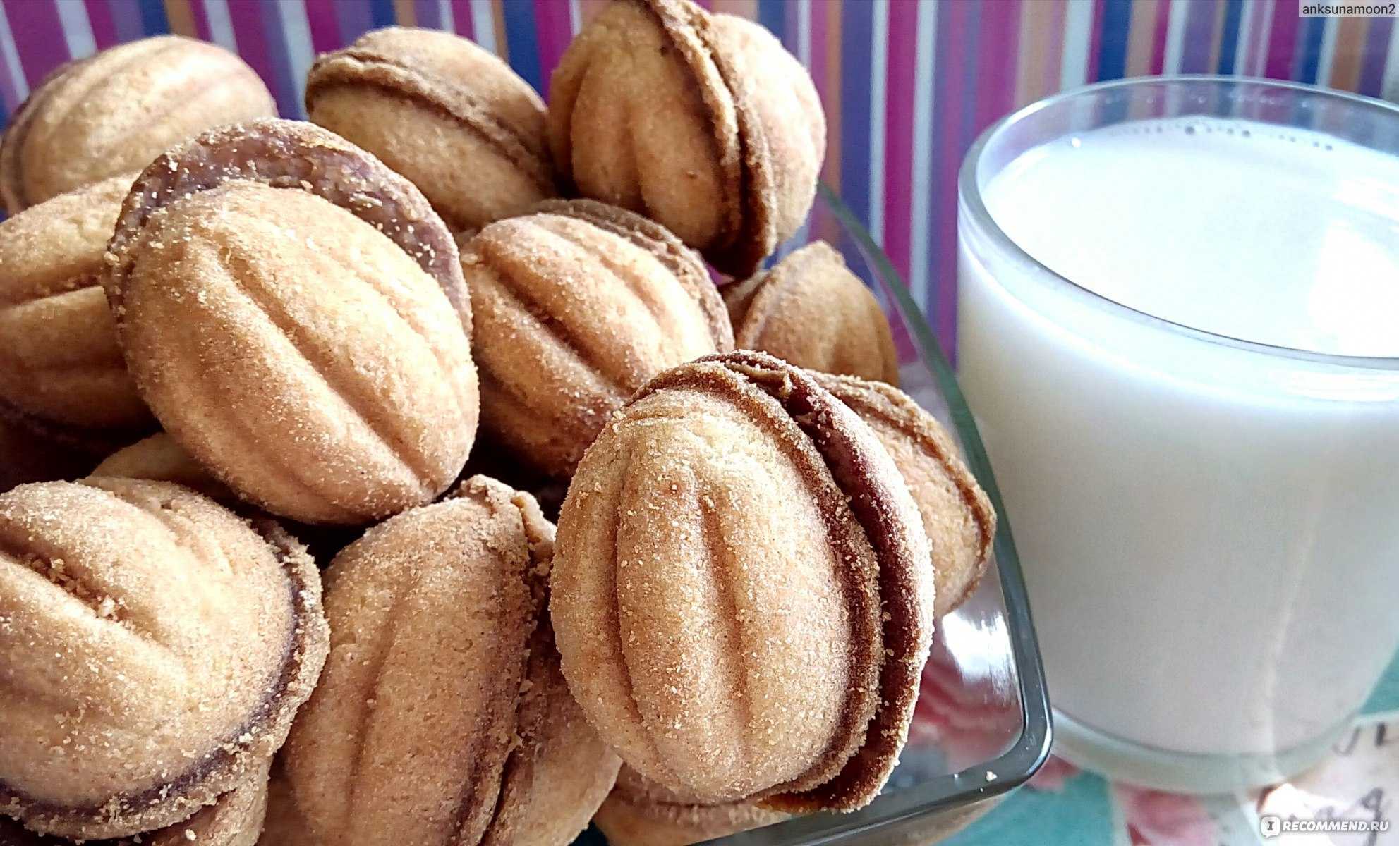 Простой и вкусный рецепт печенья из сгущенки в духовке