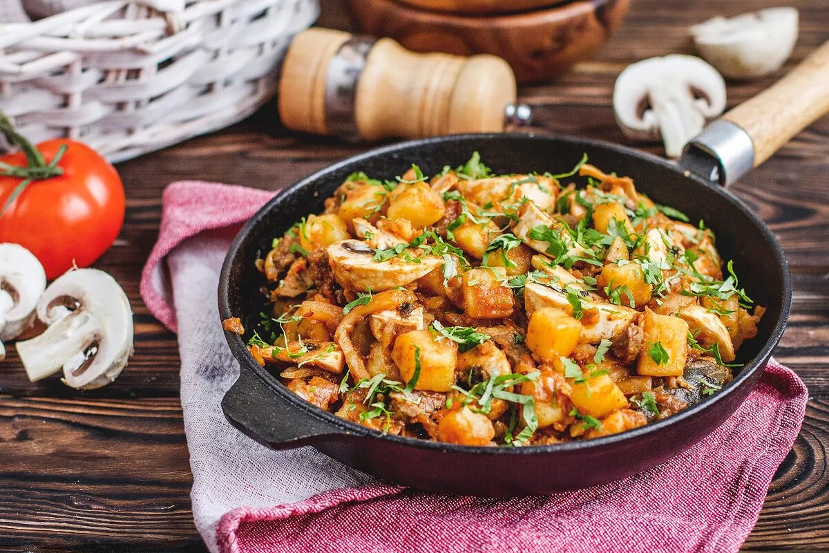 8 рецептов овощного рагу с курицей