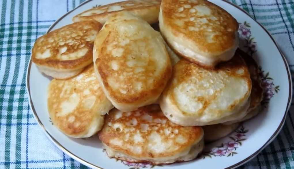 Пышные оладьи на кислом (прокисшем) молоке - советдня