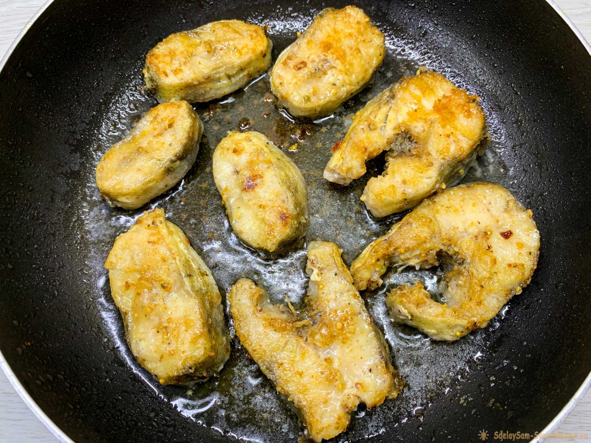 Минтай жареный на сковороде — самые вкусные рецепты