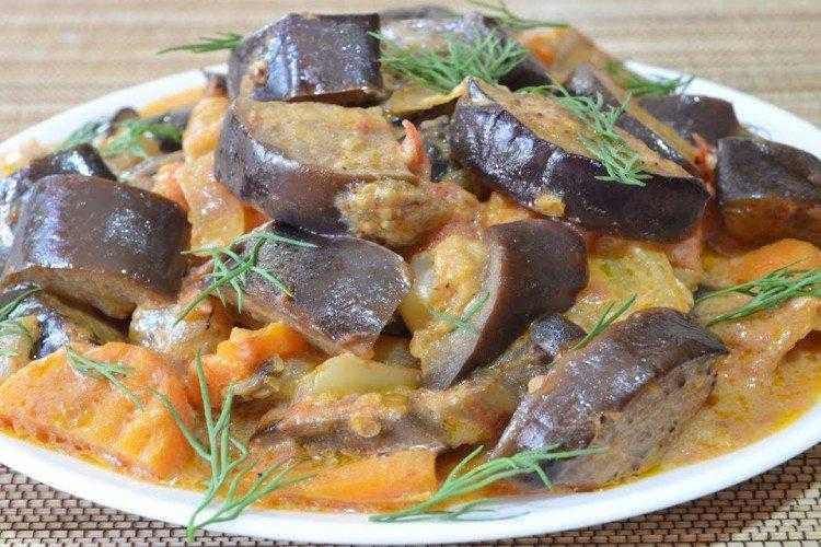 Баклажаны с помидорами и чесноком — 7 пошаговых рецептов