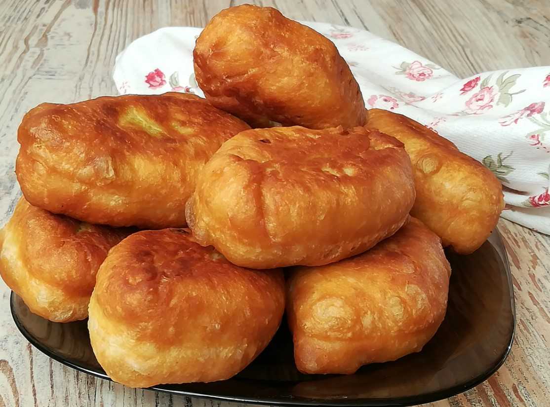 Дрожжевое тесто на воде - 202 домашних вкусных рецепта приготовления