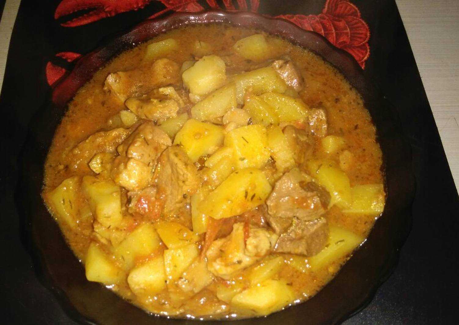Тушеная картошка с тушенкой