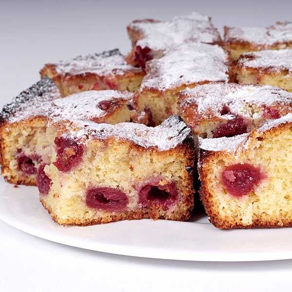 Шарлотка с яблоками в духовке: 5 простых пошаговых рецептов