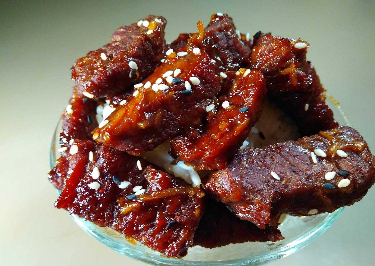 Свинина на сковороде: 9 простых и вкусных рецептов
