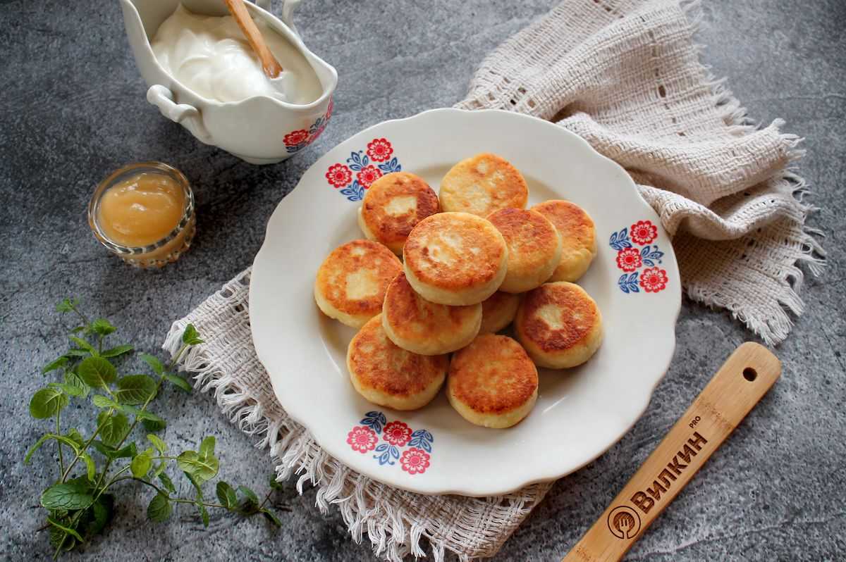 Сырники из творога — 7 вкусных рецептов приготовления