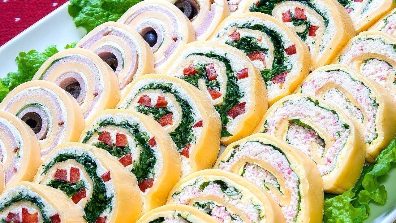 Еще не решили, чем будете удивлять гостей на Новый год Предлагаю отличный рецепт, как приготовить сырный рулет на Новый год Ваши гости будут в восторге от этого блюда, это я вам гарантирую