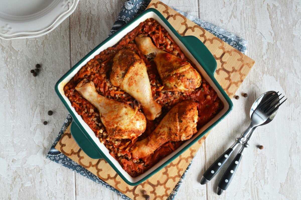 Окорочка с гречкой сыром сметаной в духовке рецепт с фото пошагово - 1000.menu