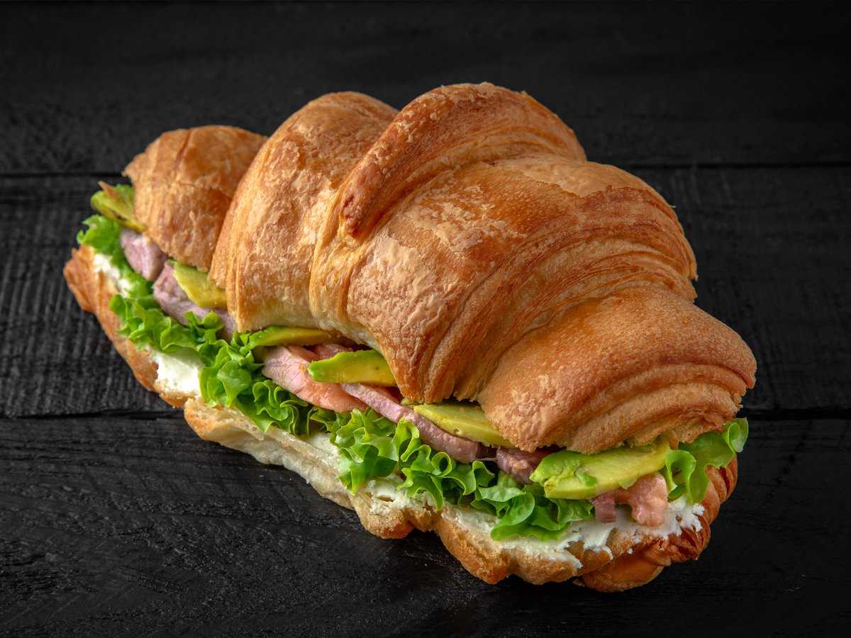 Очень легкие в приготовлении круассаны с ветчиной и сыром