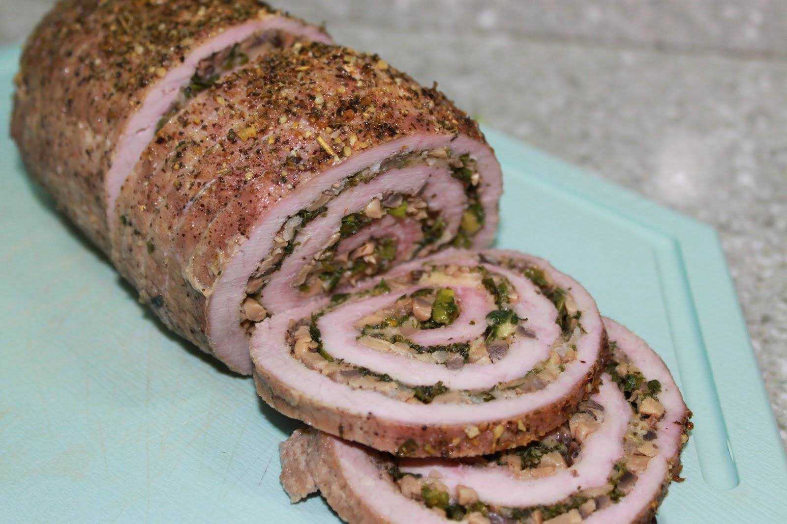 Свиной рулет из брюшины – самые простые варианты