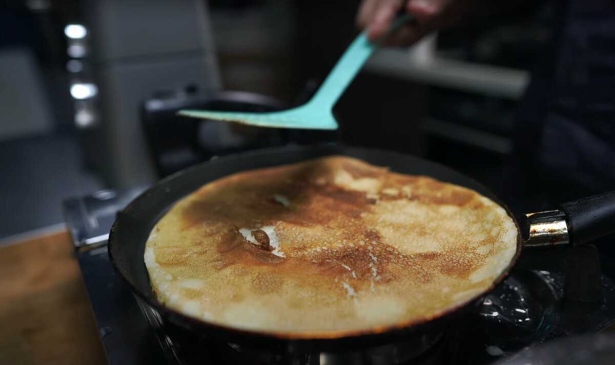 Блинчики на пиве – вкусные и нежные блины на темном и светлом пиве