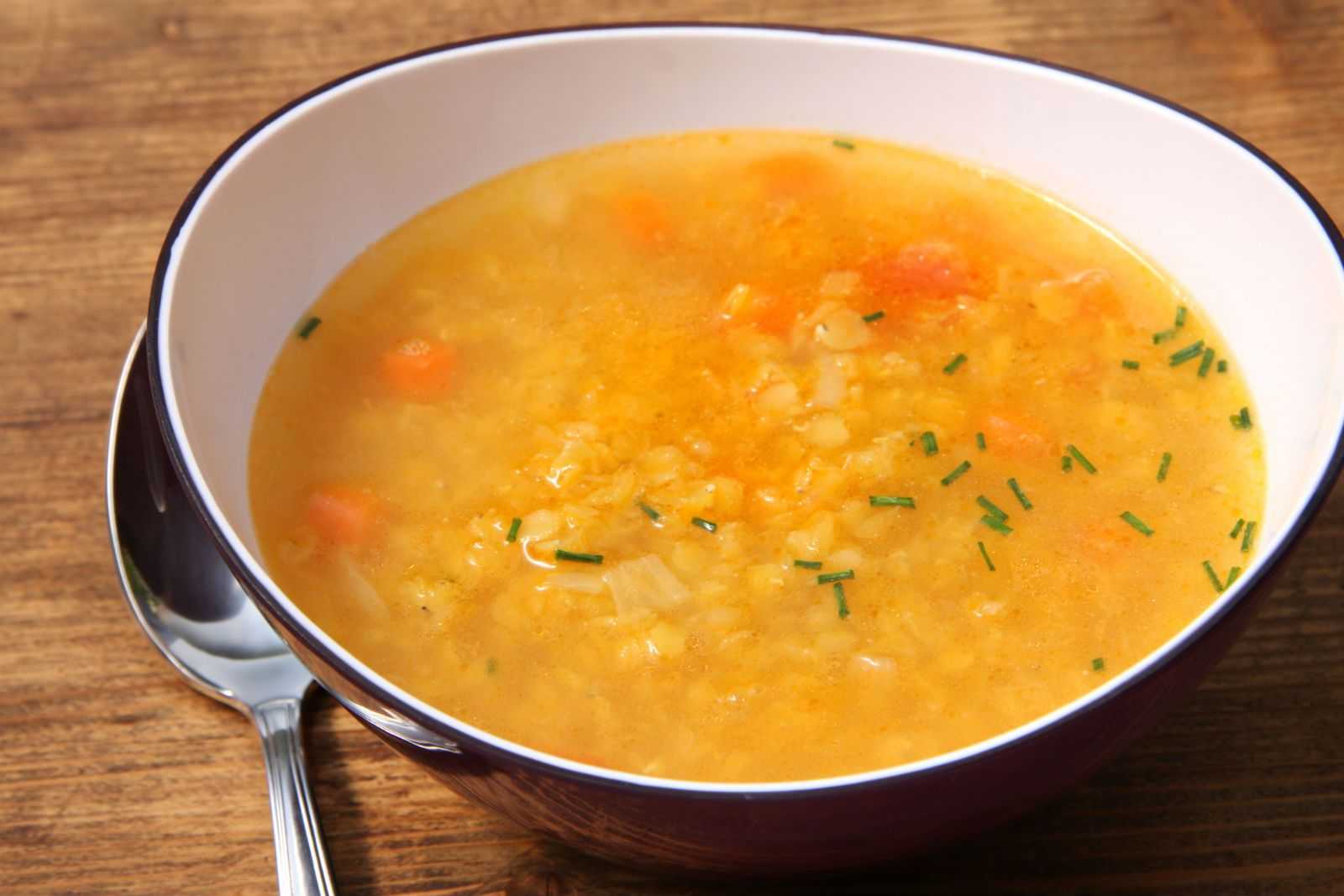 Как приготовить вкусный чечевичный суп с копчёностями
