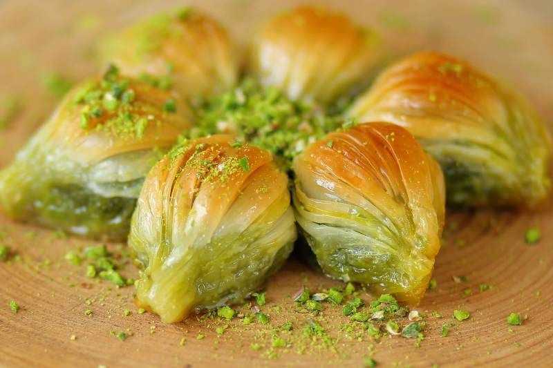 Готовим пахлаву дома: из чего делают, 8 вкусных рецепта, как готовить тесто