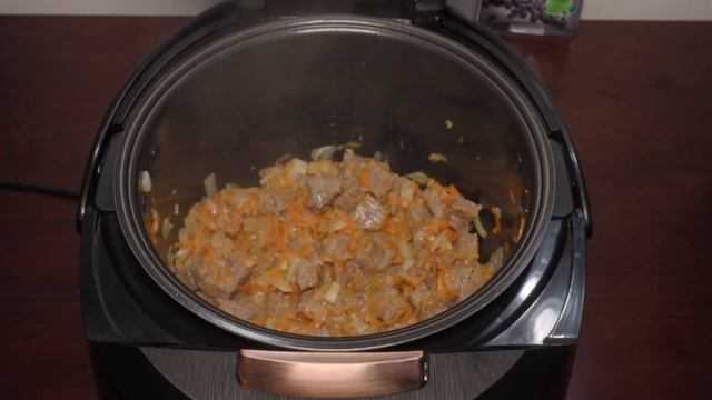Тушеная капуста в мультиварке