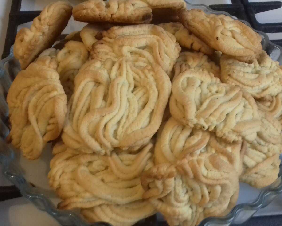 Песочное печенье через мясорубку - рецепты на маргарине и на майонезе