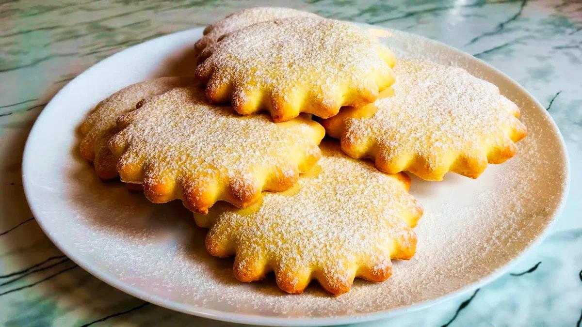 Молочные коржики из детства – 5 простых и быстрых рецептов
