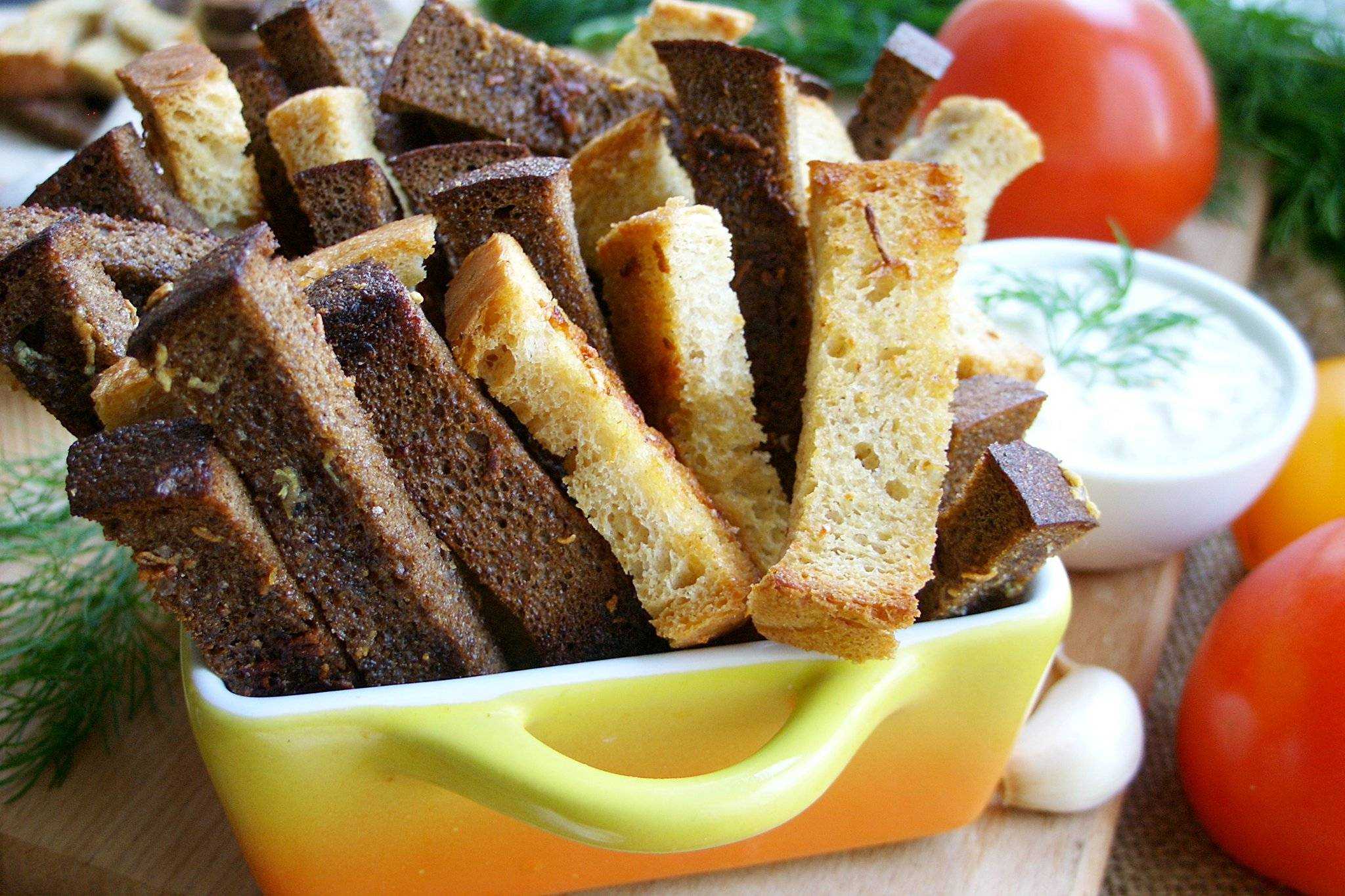 Вкусные гренки из хлеба — 11 простых рецептов