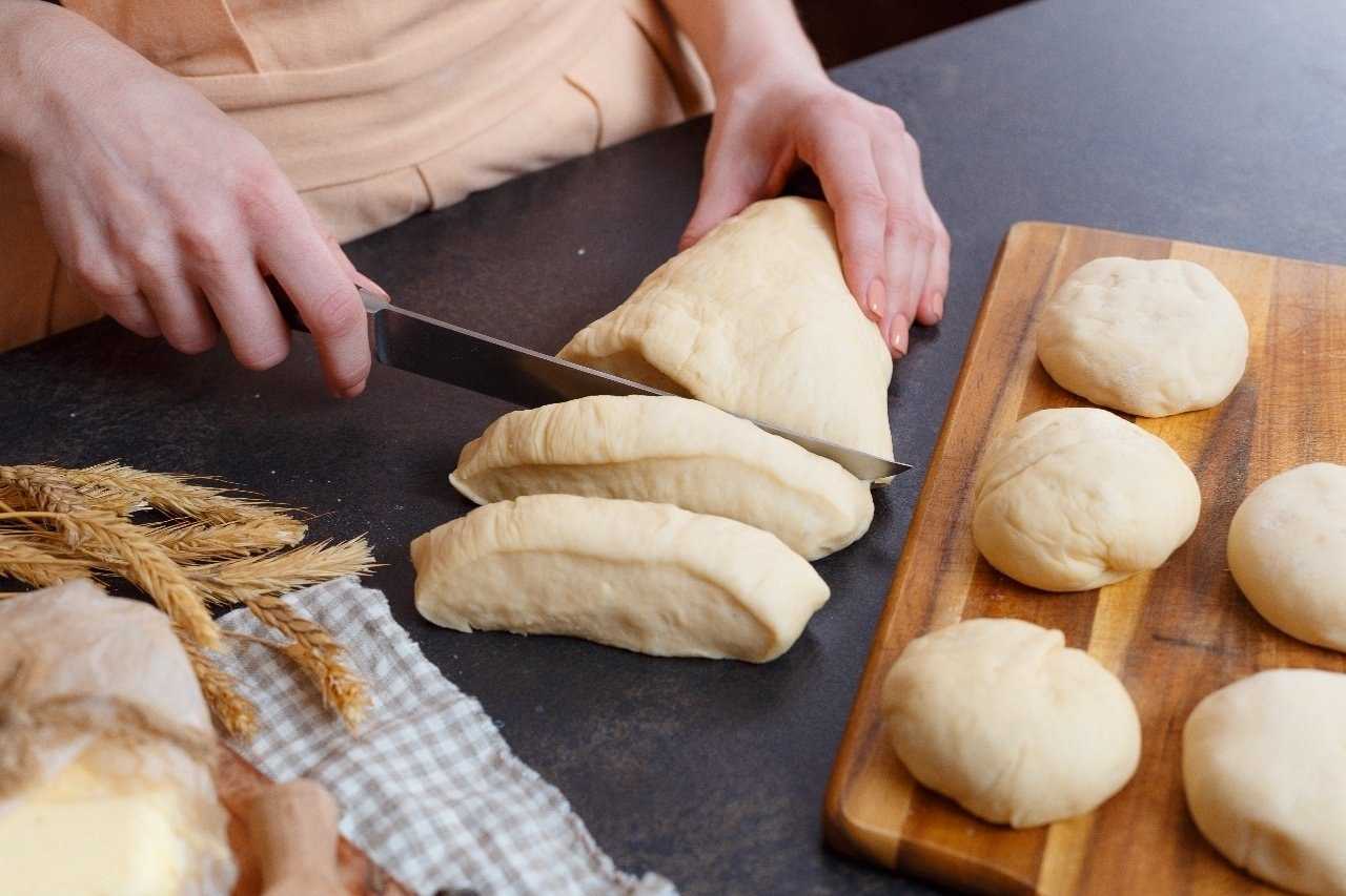 Булочки в духовке: рецепты воздушных и пышных булочек, мягких как пух
