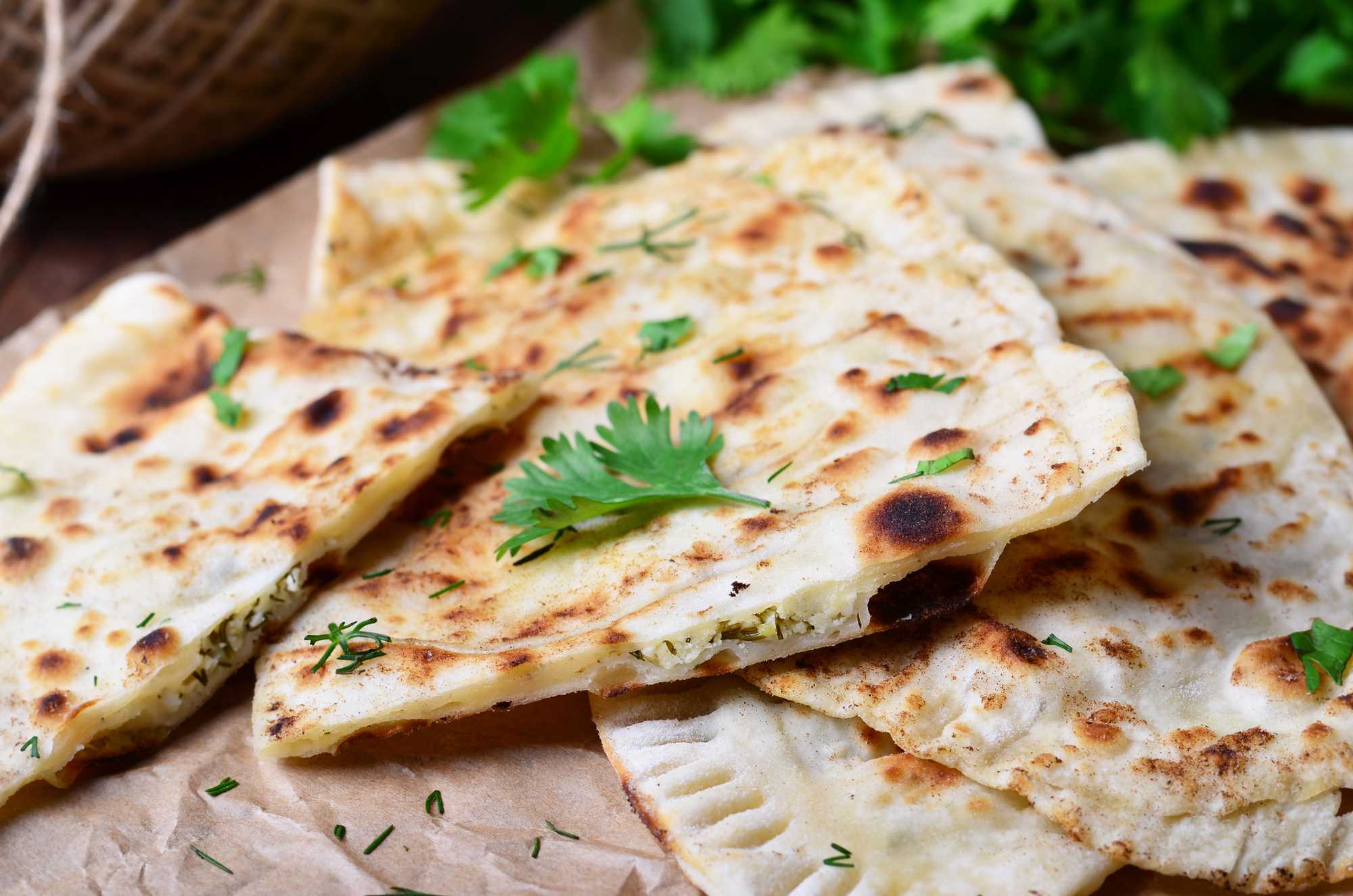 Кутабы с зеленью и сыром: рецепт азербайджанской кухни | как приготовить на webpudding.ru