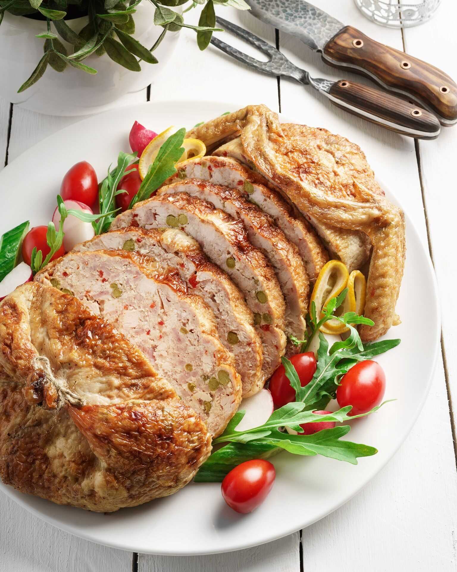 Галантин из курицы — 5 рецептов как вкусно приготовить