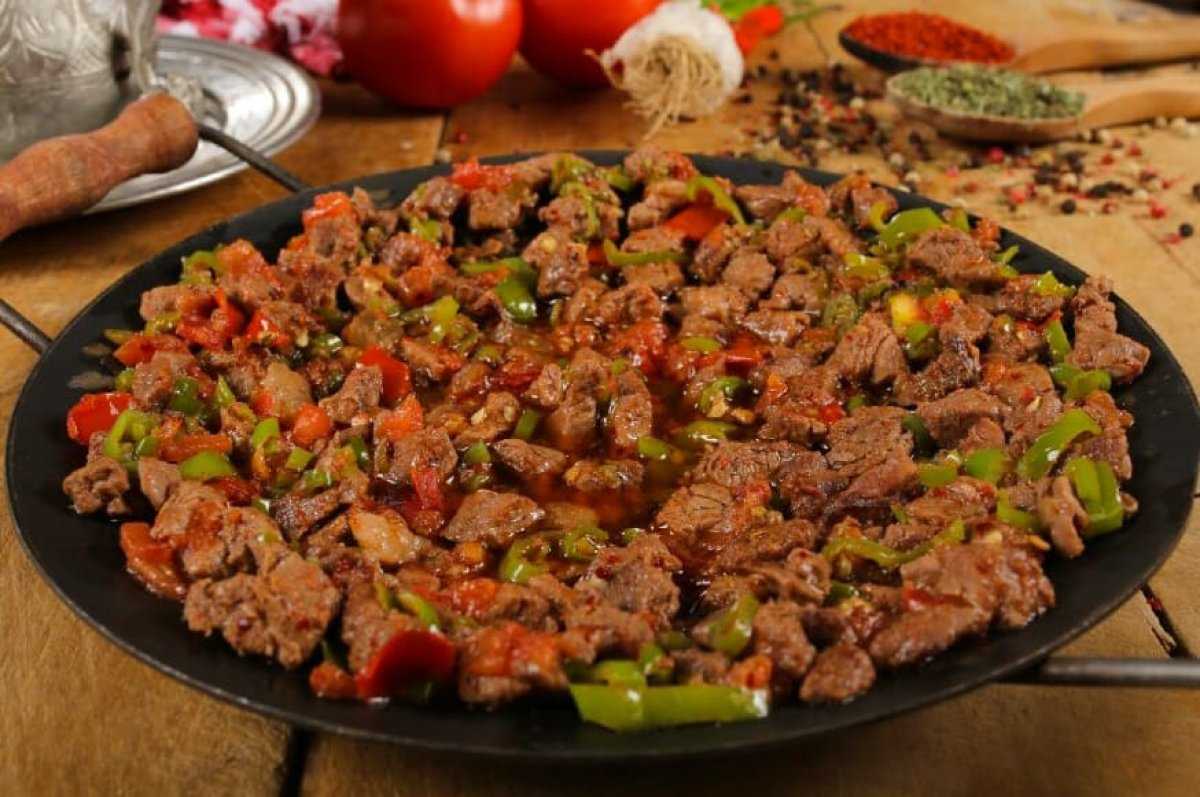 Тыал (каурма). армянская кухня