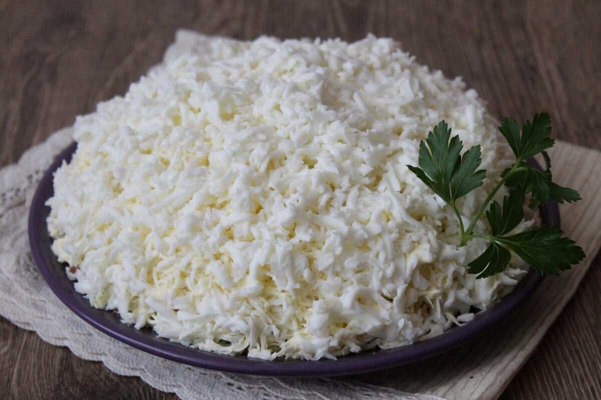Салат невеста — 8 вкусных классических рецептов