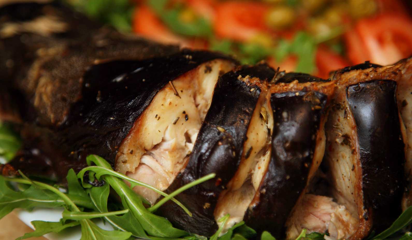 Приготовление сома в духовке. вкусные блюда из сома в духовке — готовим в сметане и в фольге
