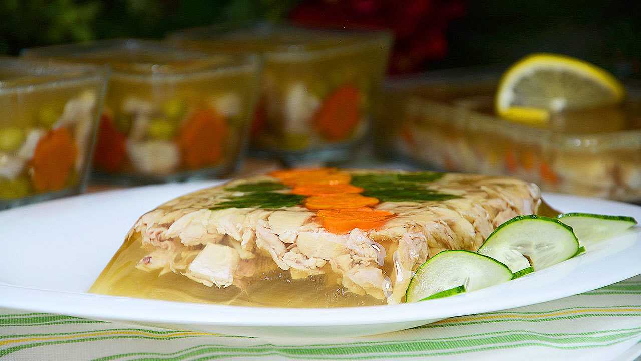 Как приготовить холодец из курицы: 10 простых и вкусных рецептов