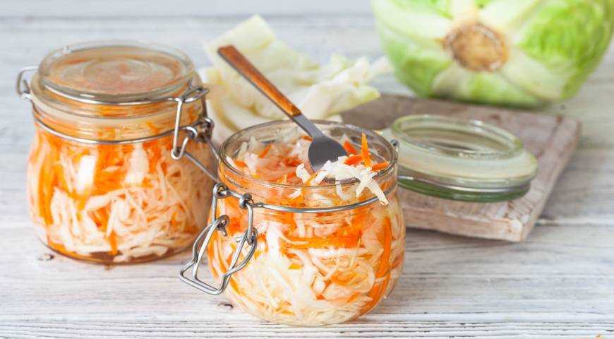 Маринованная капуста быстрого приготовления: быстро и очень вкусно
